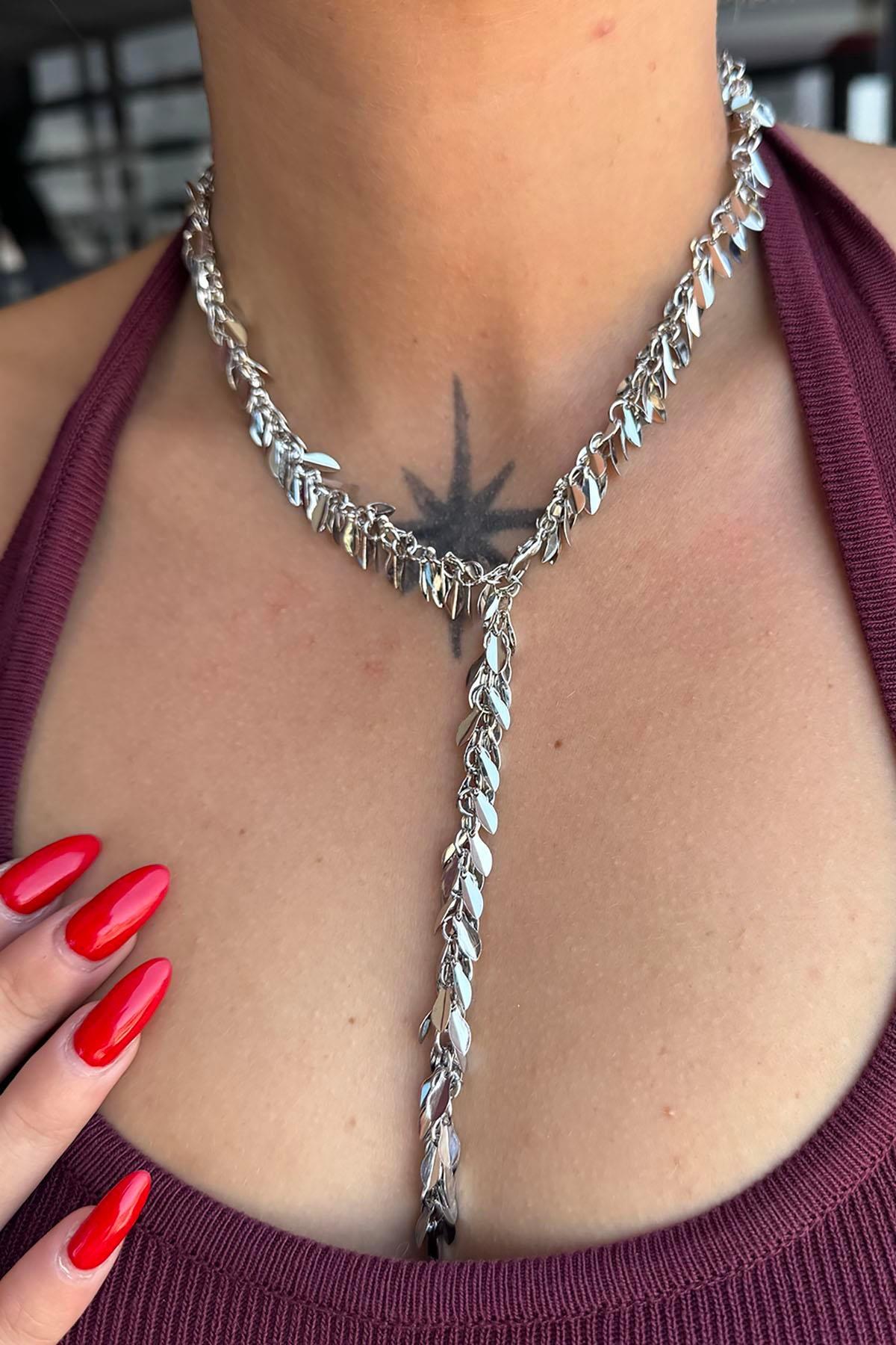 Gümüş Renk Saçaklı Çelik Y Kolye