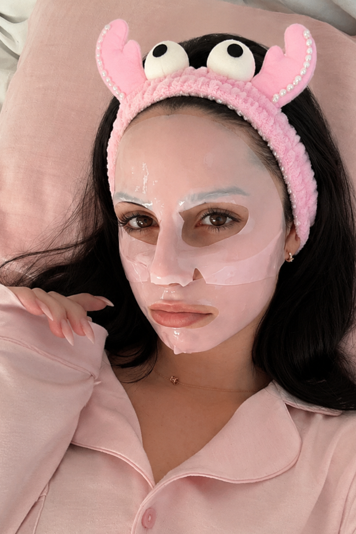 Açık Pembe  Renk Boynuz Ve Göz Figürlü Peluş Saç Bandı
