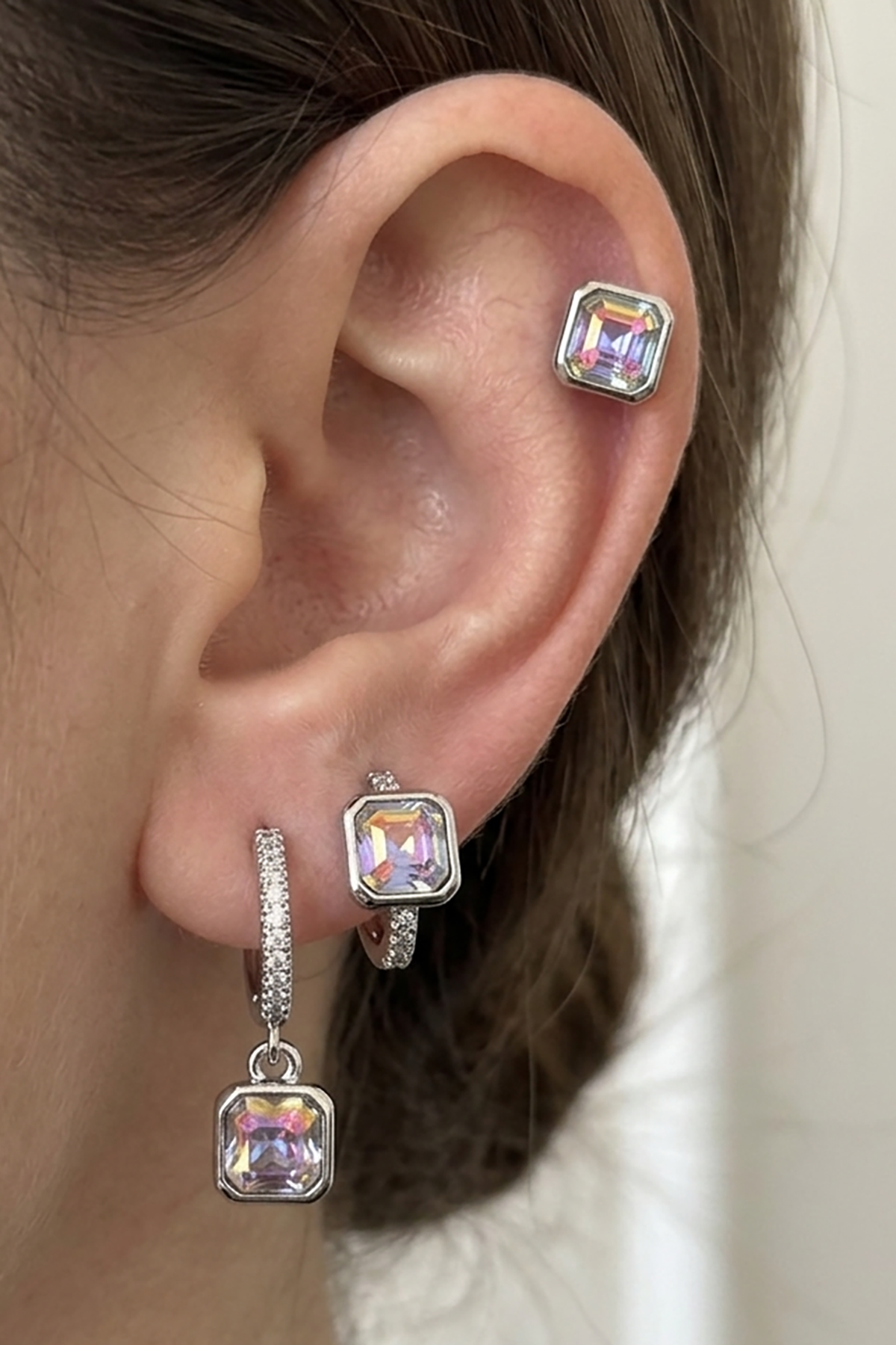 Gümüş Renk Taş Detaylı 3'lü YSX Küpe Set