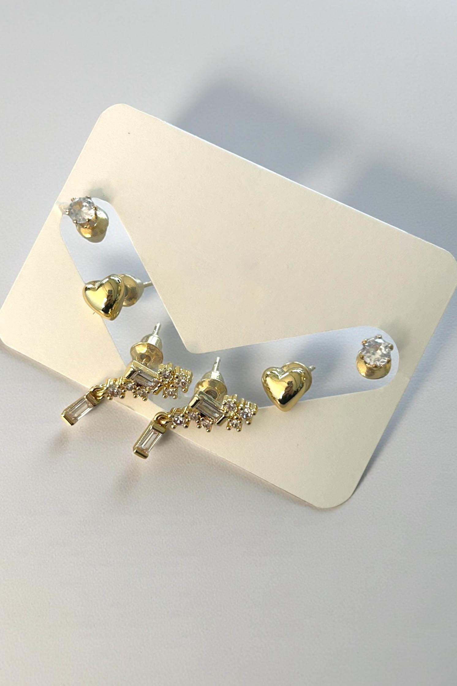 Altın Renk Taş Detaylı 6'lı Küpe Set