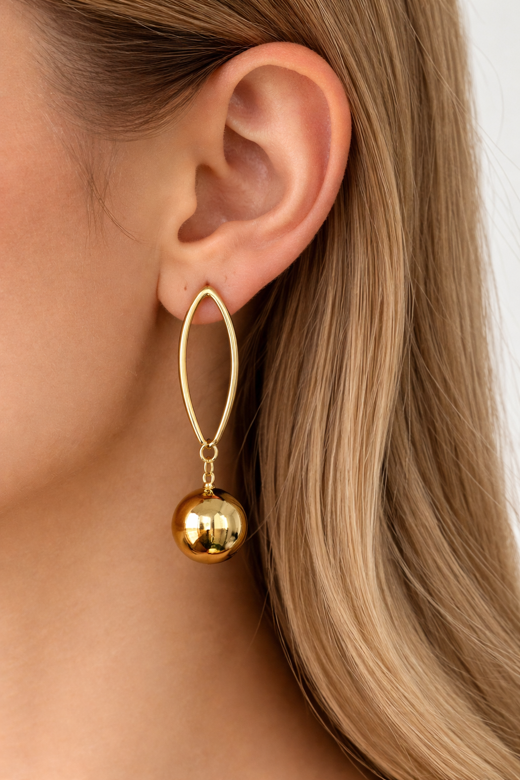 Altın Renk Çelik Küpe (Çift)