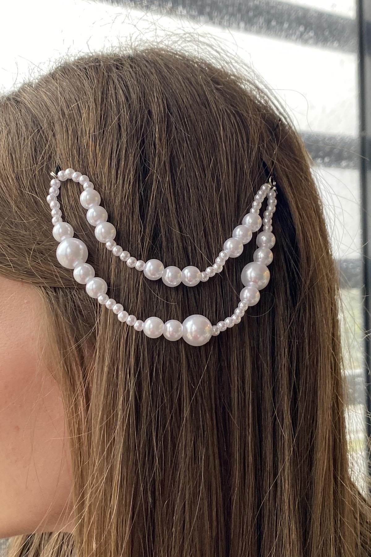 Beyaz Renk İnci Detaylı Saç Aksesuarı