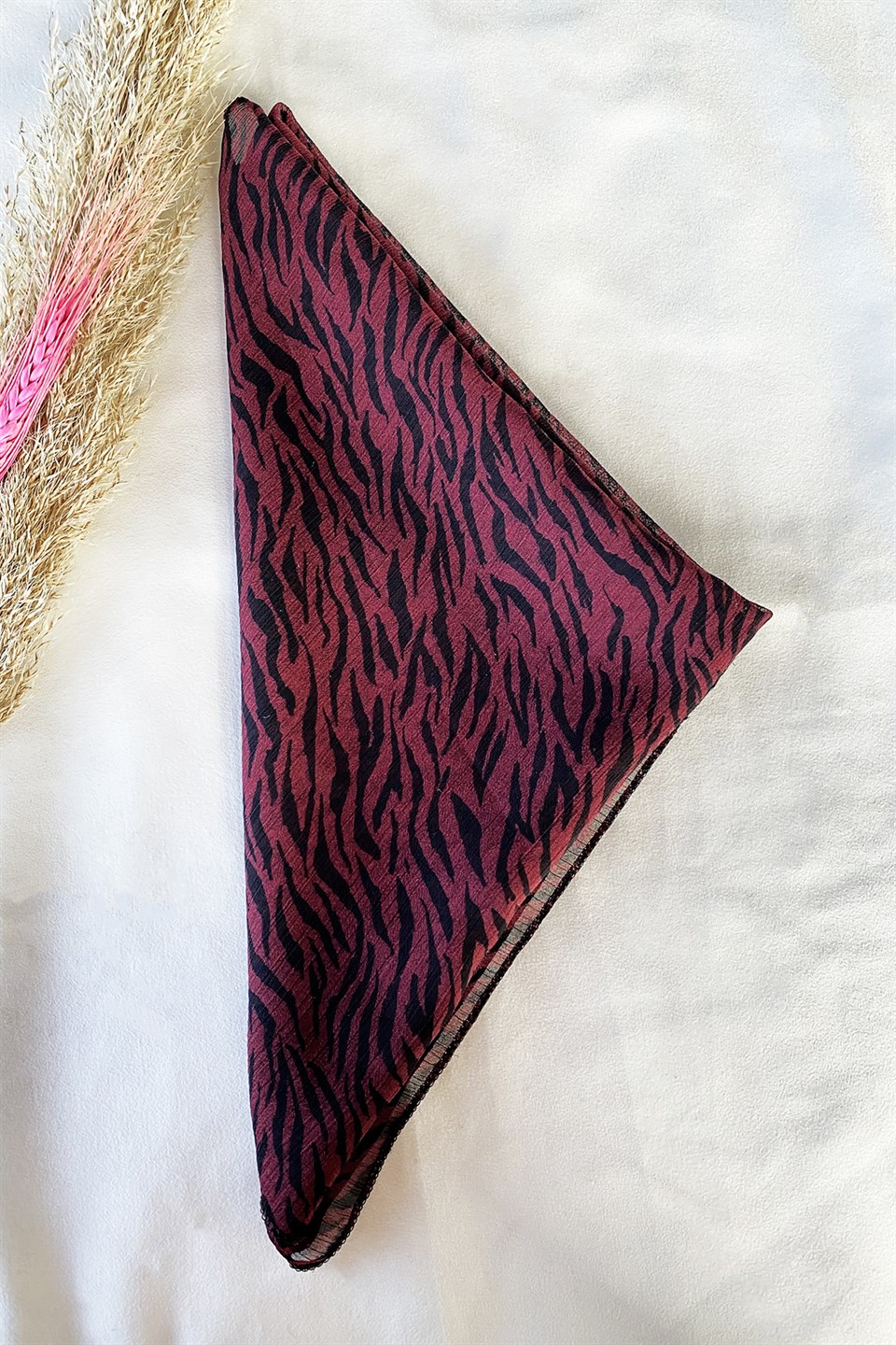 Bordo Renk Zebra Desenli Şal