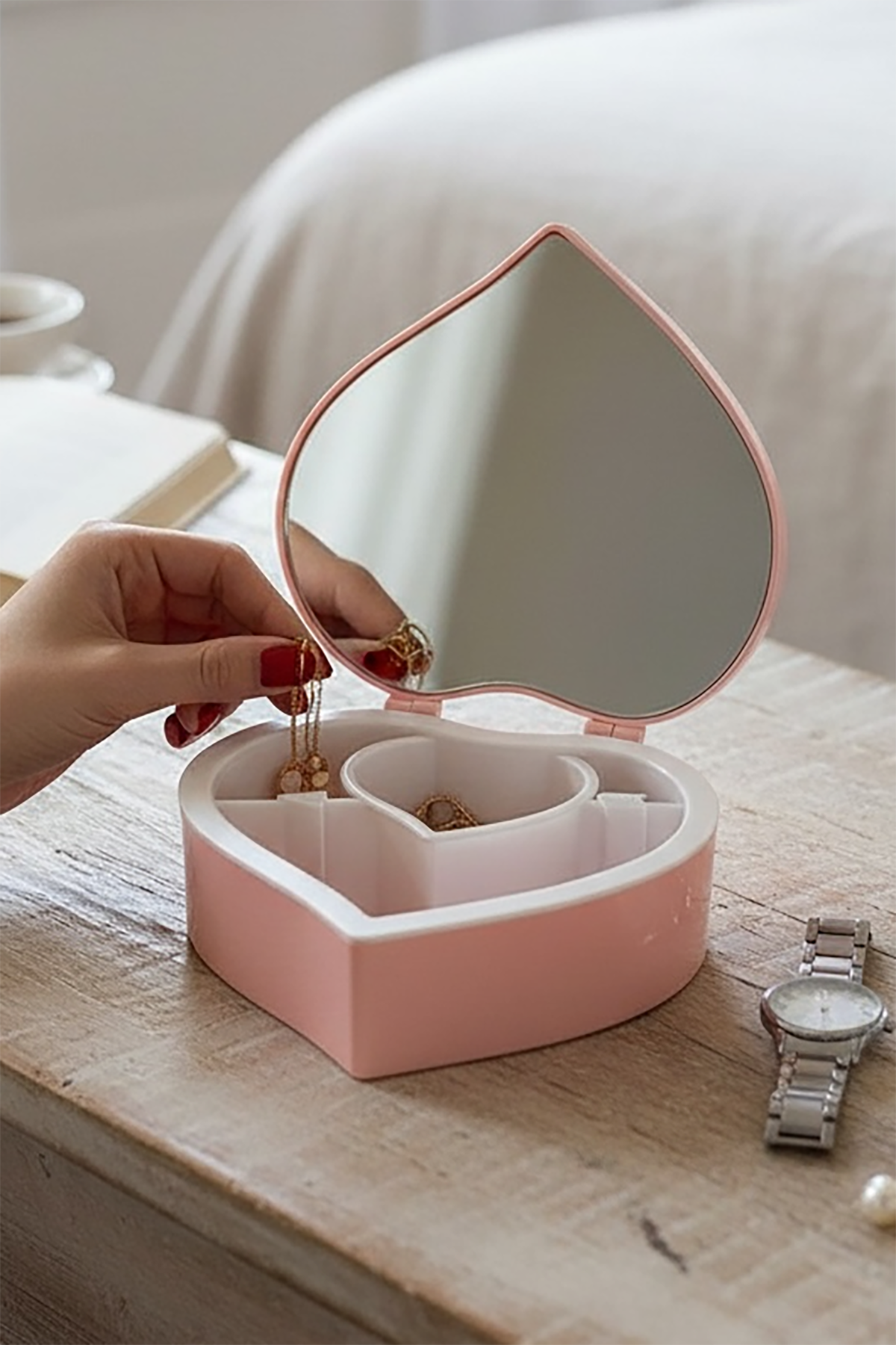 Pembe Renk Kalp Figürlü Aynalı Takı Organizeri