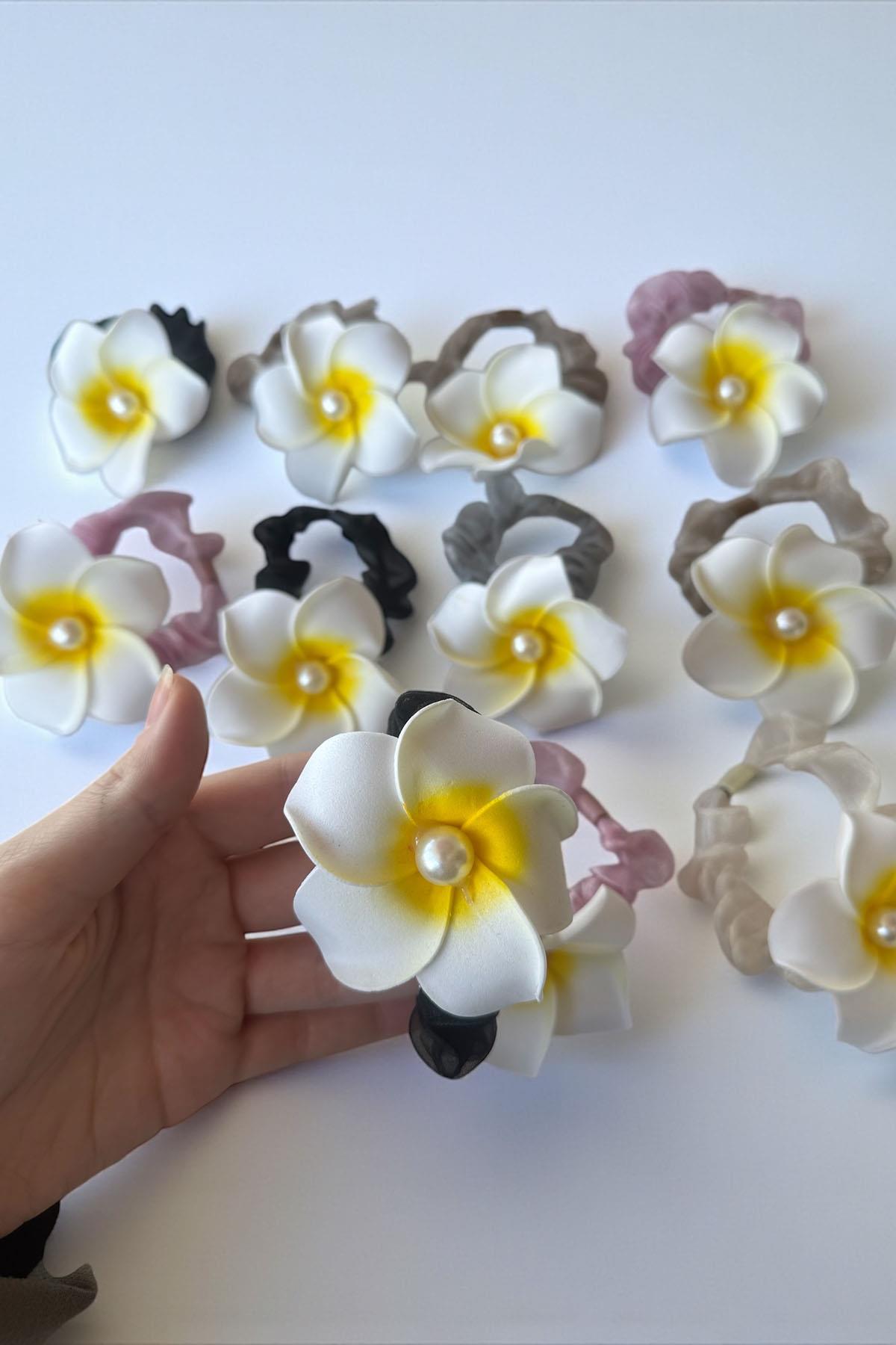 12'li Karışık Renk Çiçek Figürlü Lastik Toka Set