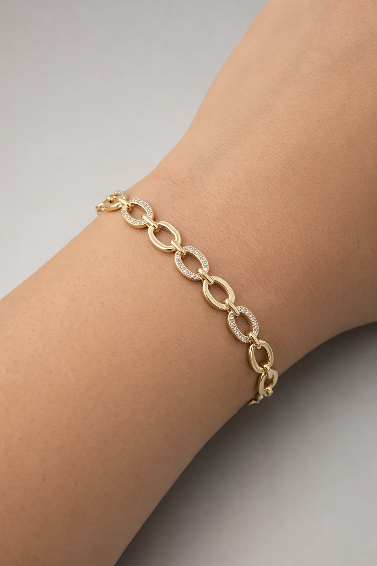 Altın Renk Taşlı 14K Altın Kaplama CM Bileklik