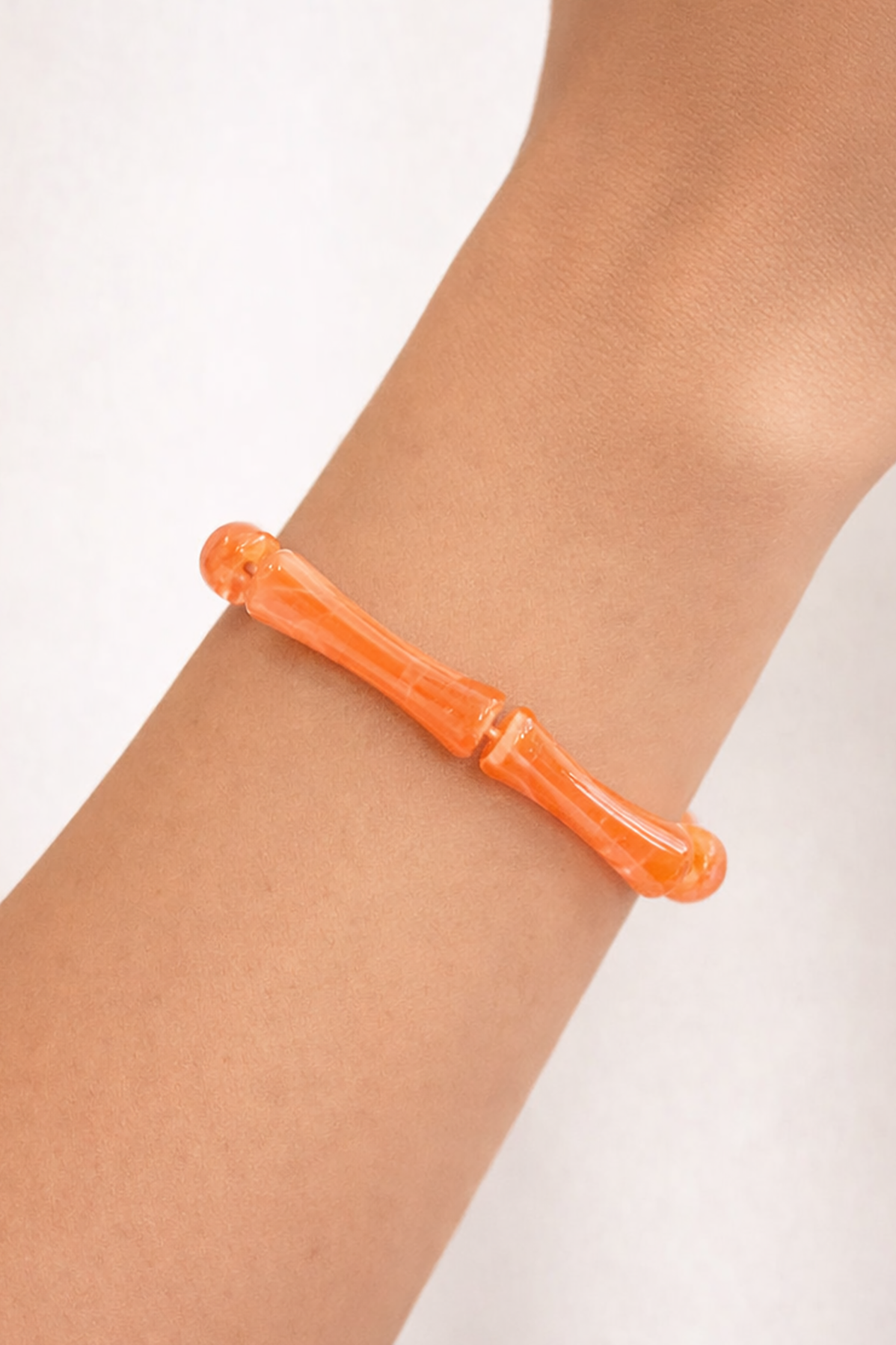 Turuncu Renk Boncuk Detaylı Bileklik
