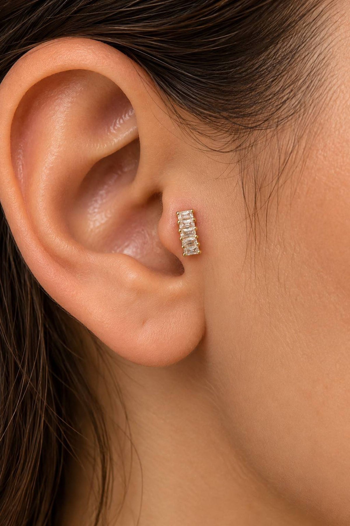 Altın Renk  Taşlı Cerrahi Çelik Tragus/Kıkırdak Küpe/Piercing (Tek)