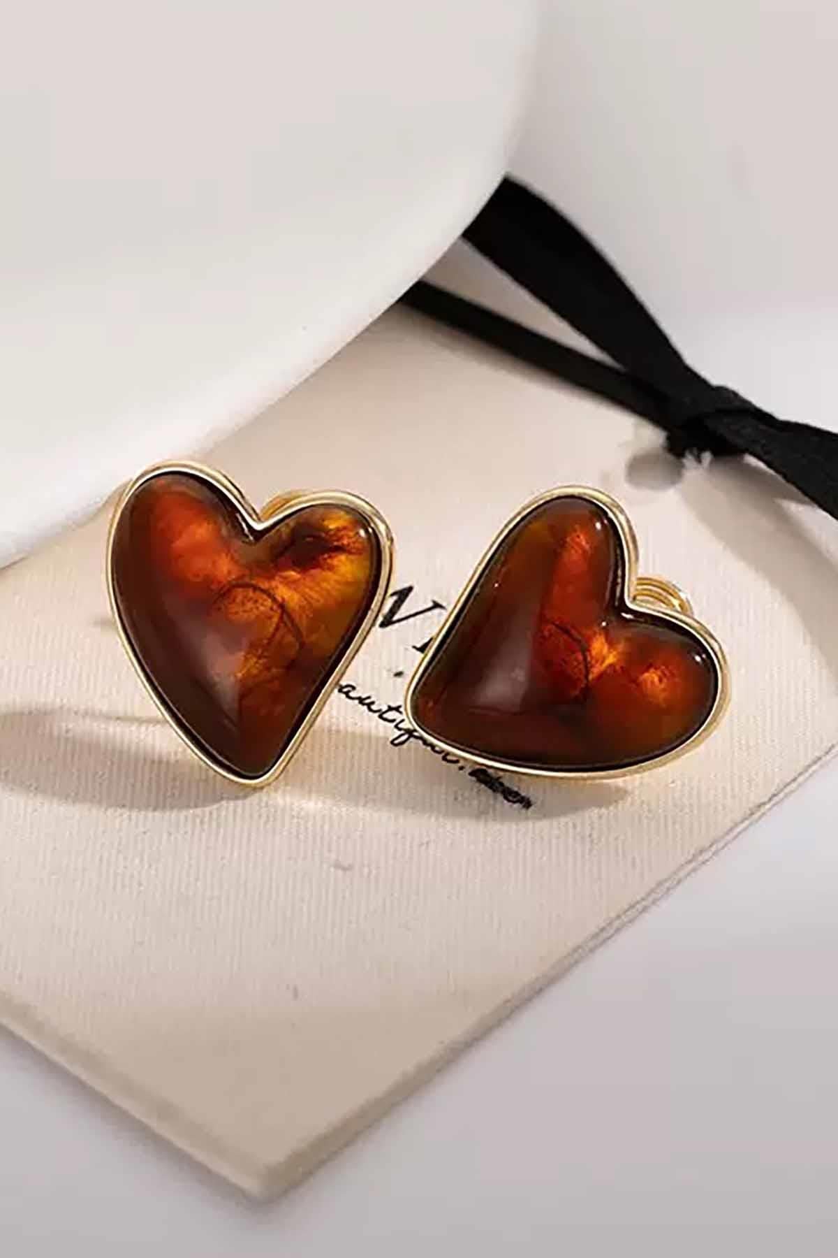 Kahve Renk Kalp Figürlü 14K Altın Kaplama Küpe (Çift)