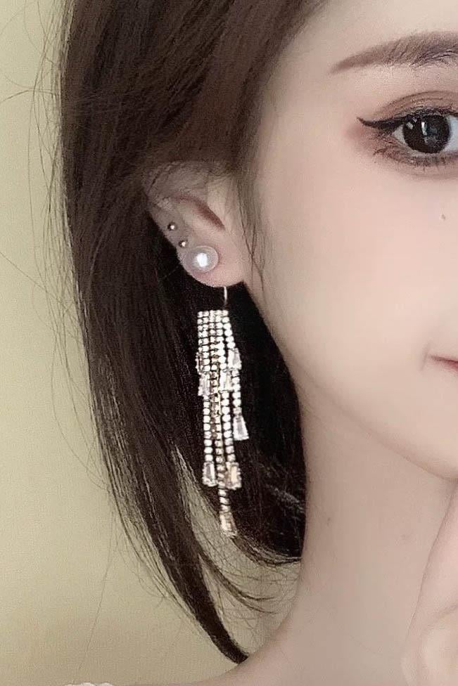 Gümüş Renk İnci Detaylı Taşlı Küpe (Çift)