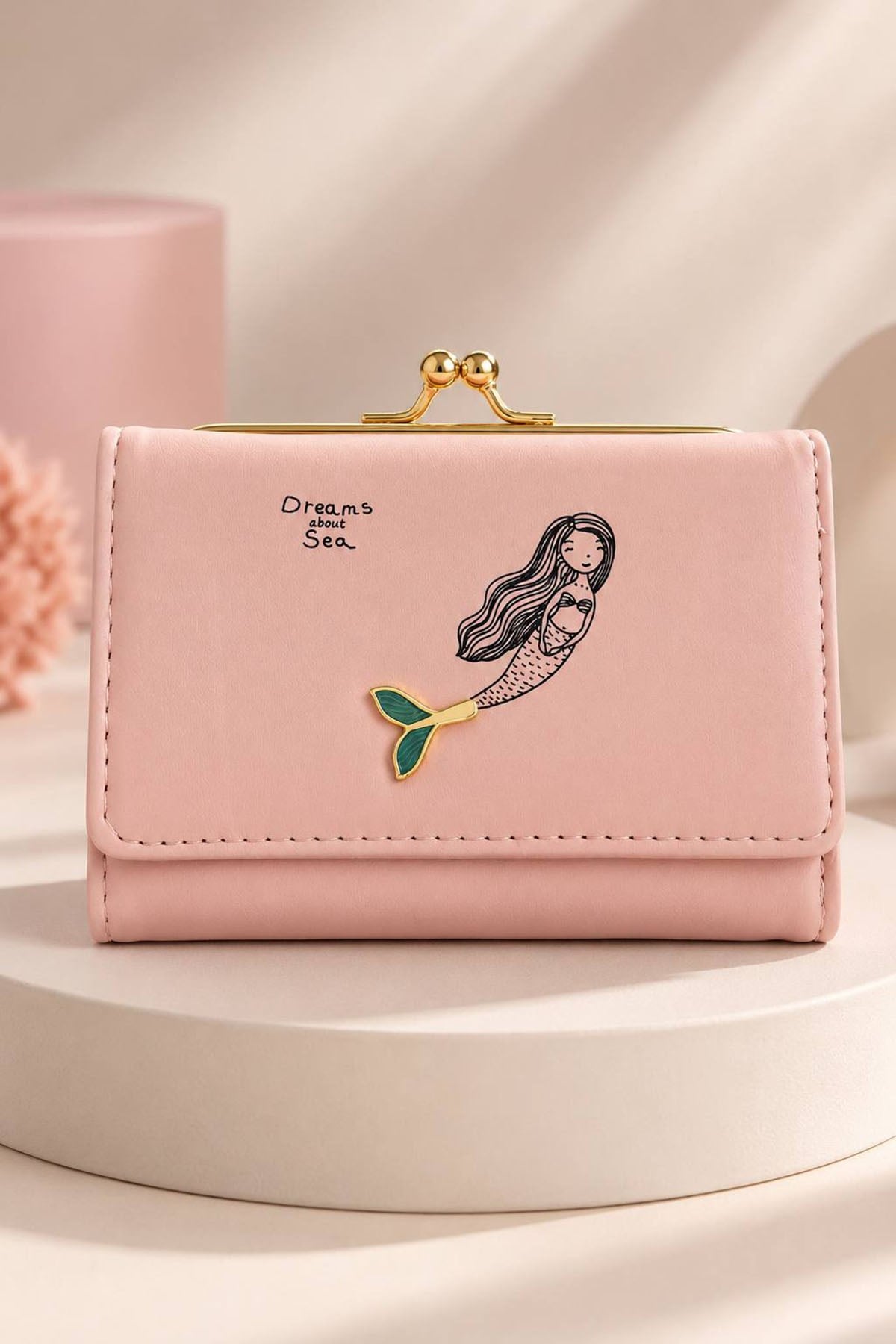 Pembe Renk Deniz Kızı Detaylı Deri Kadın Cüzdan