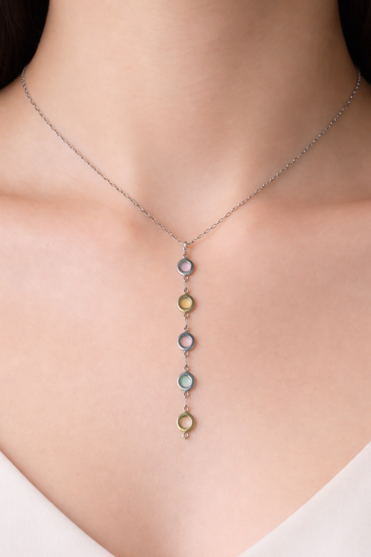 Gümüş Renk Çelik Y Kolye