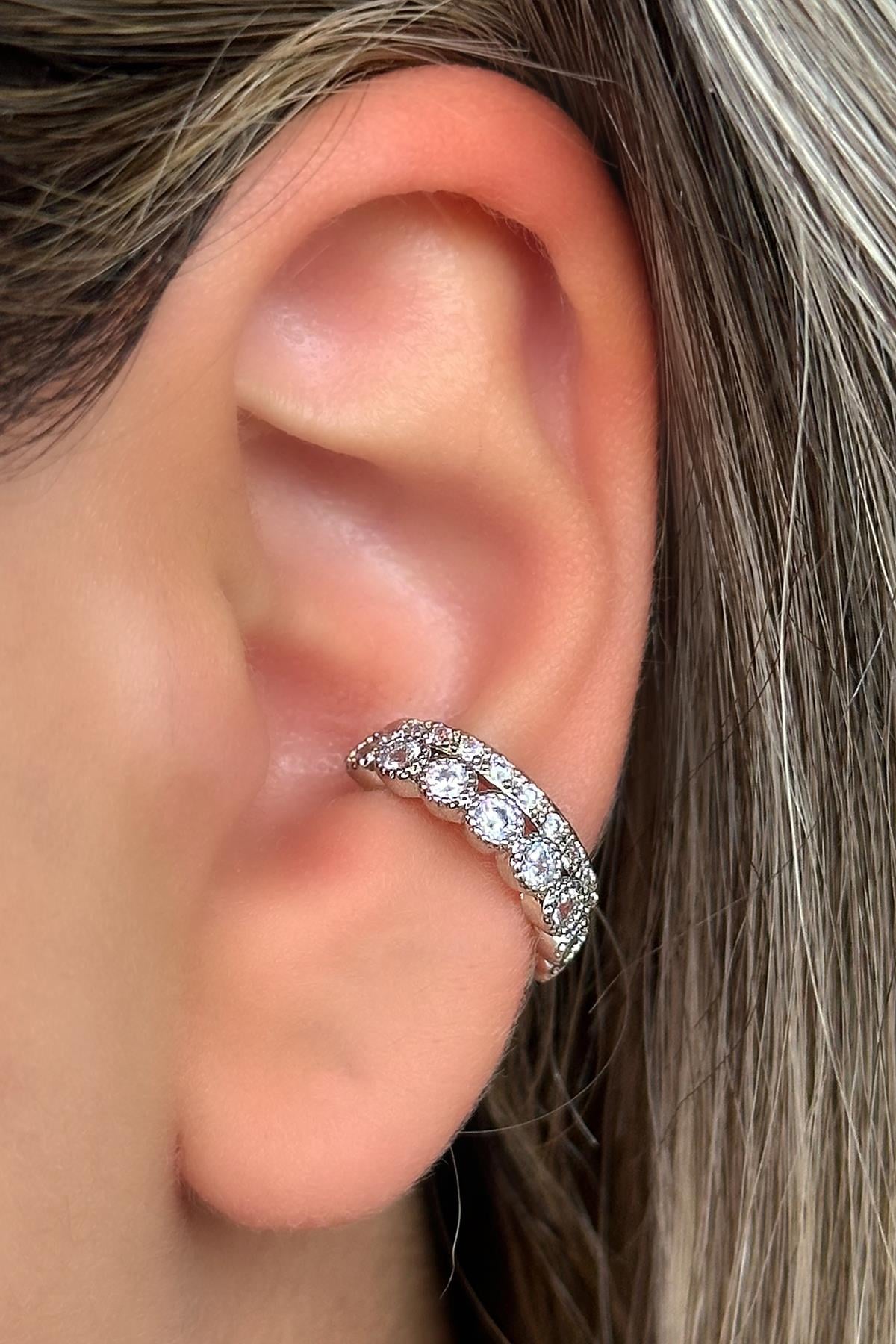 Gümüş Renk Taş Detaylı Ear Cuff (Tek)