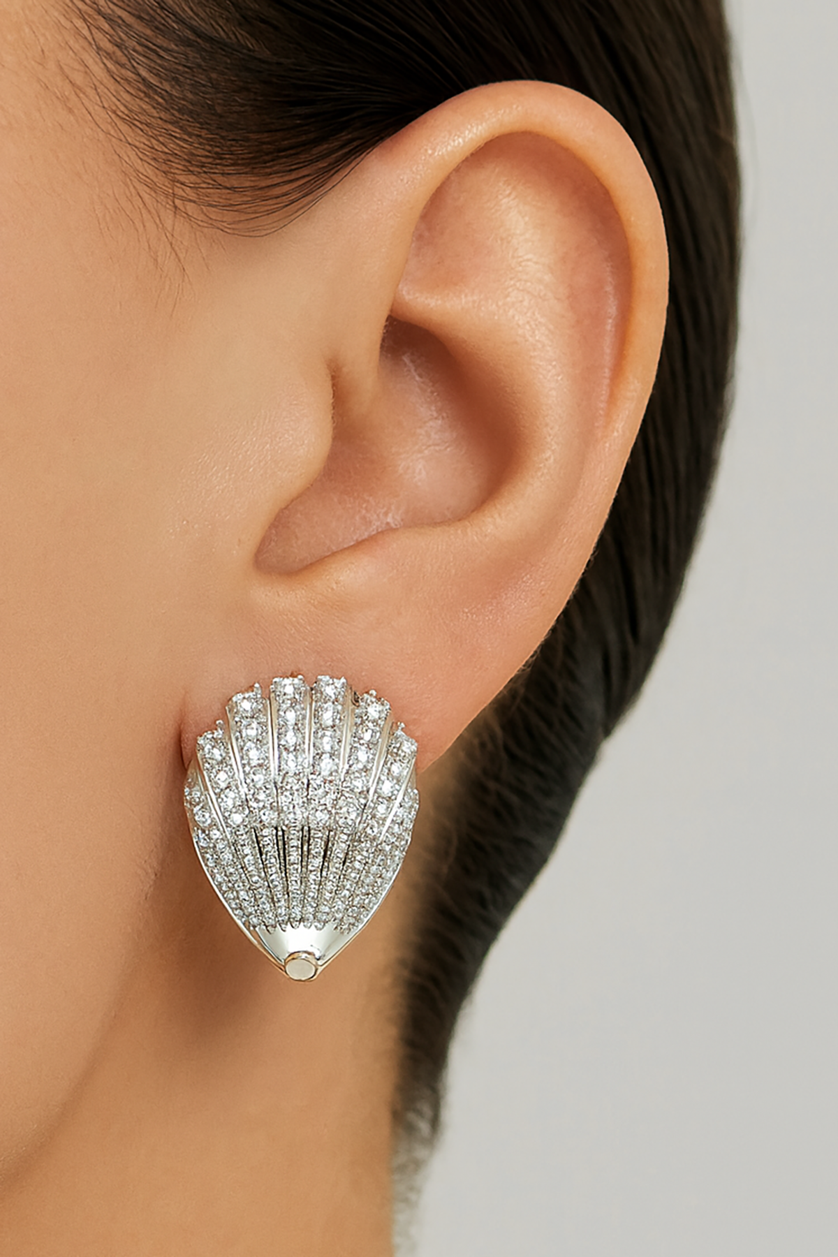 Gümüş Renk Deniz Kabuğu Figürlü Taş Detaylı 14K Altın Kaplama TX Küpe (Çift)