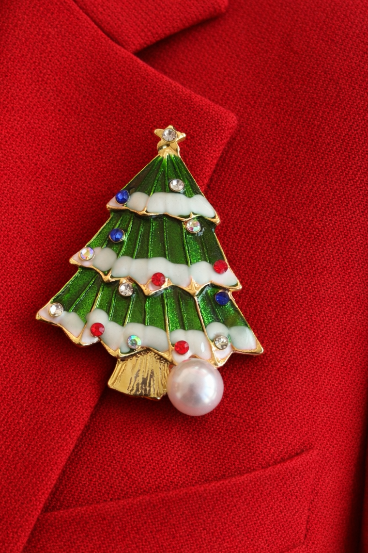 Altın Renk Ağaç Figürlü Yılbaşı Temalı Broş