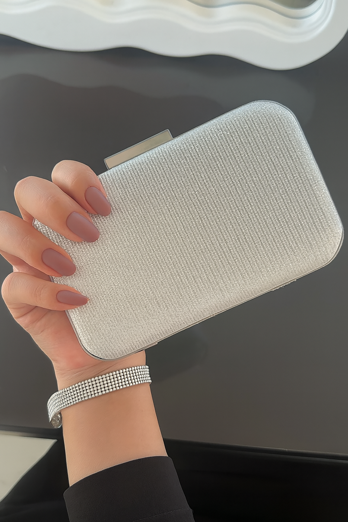 Beyaz Renk Simli Abiye Portföy Çanta