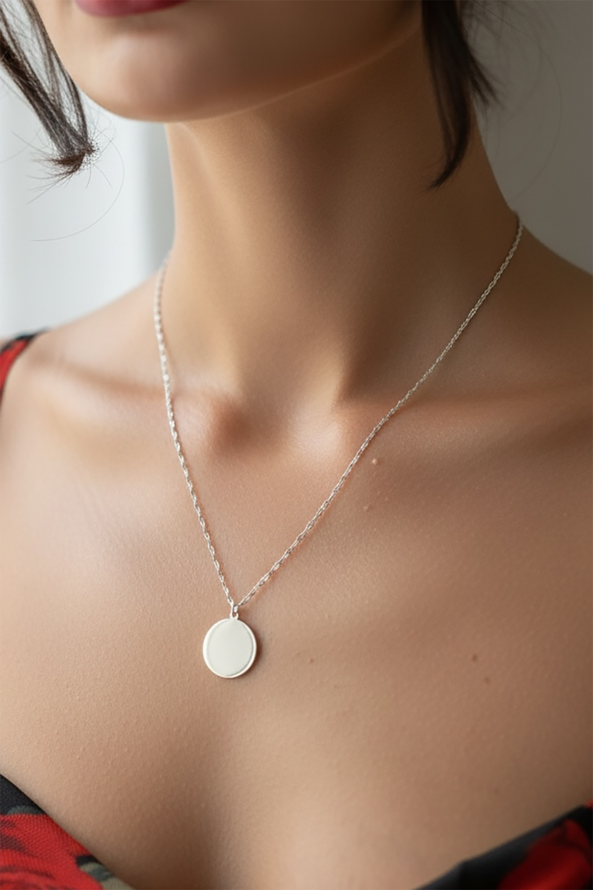 Gümüş Renk Çelik Kolye