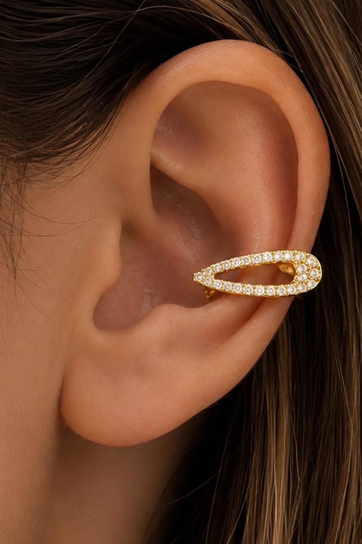 Altın  Renk Taş Detaylı TX Ear Cuff (Tek)
