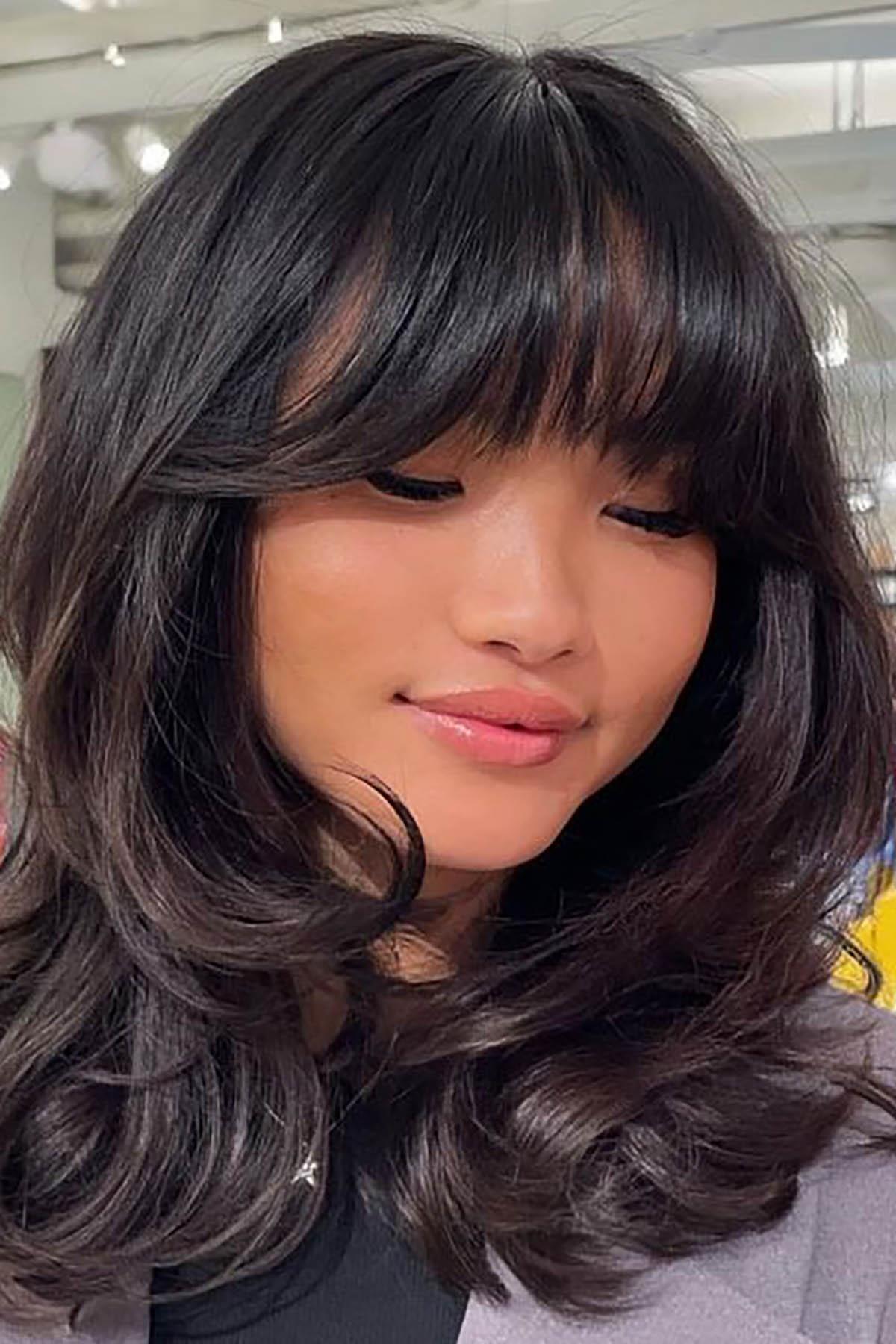 Kahverengi Renk Perçem Detaylı Seyrek Takma Kahkül (Duygu)