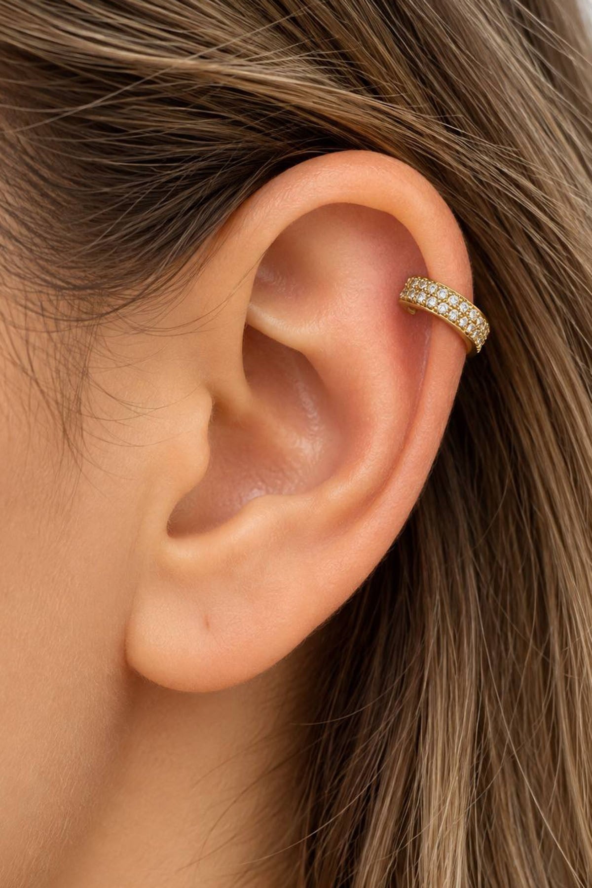 Altın Renk Taşlı Cerrahi Çelik Halka Tragus/Kıkırdak Küpe/Piercing (Tek)