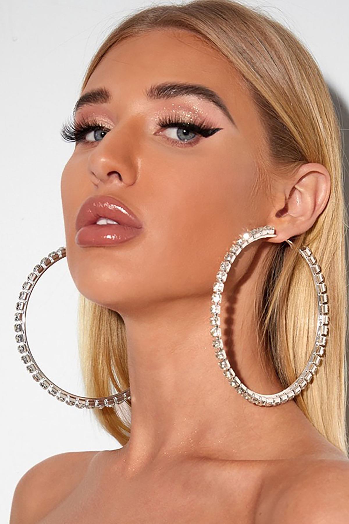 Gümüş Renk Taş Detaylı Halka Küpe 95Mm (Çift