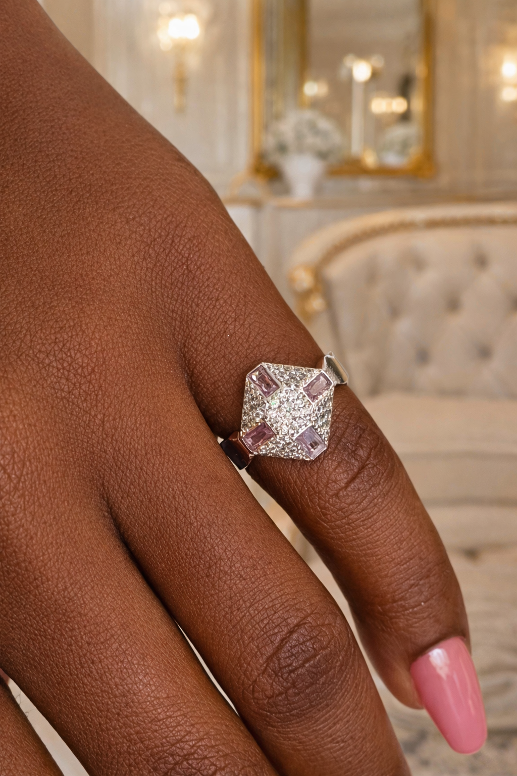 Gümüş Renk Pembe Taş Detaylı Serçe Parmak Yüzük (Ayarlanabilir)