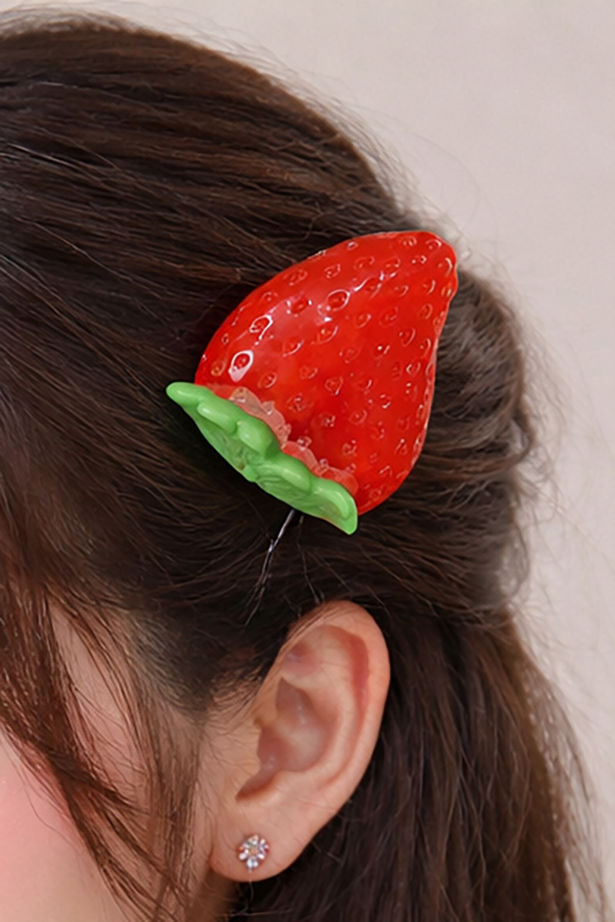 Çilek Figürlü Yan Toka