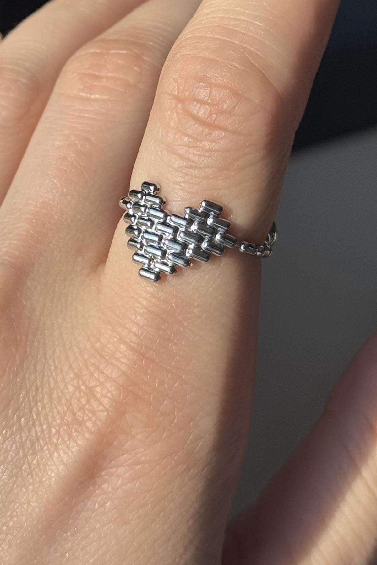 Gümüş Renk Kalp Detaylı Ayarlanabilir Yüzük