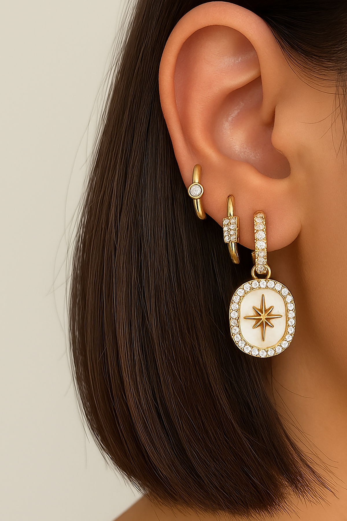 Altın Renk Taş Detaylı VİP 3'lü YSX Küpe Set