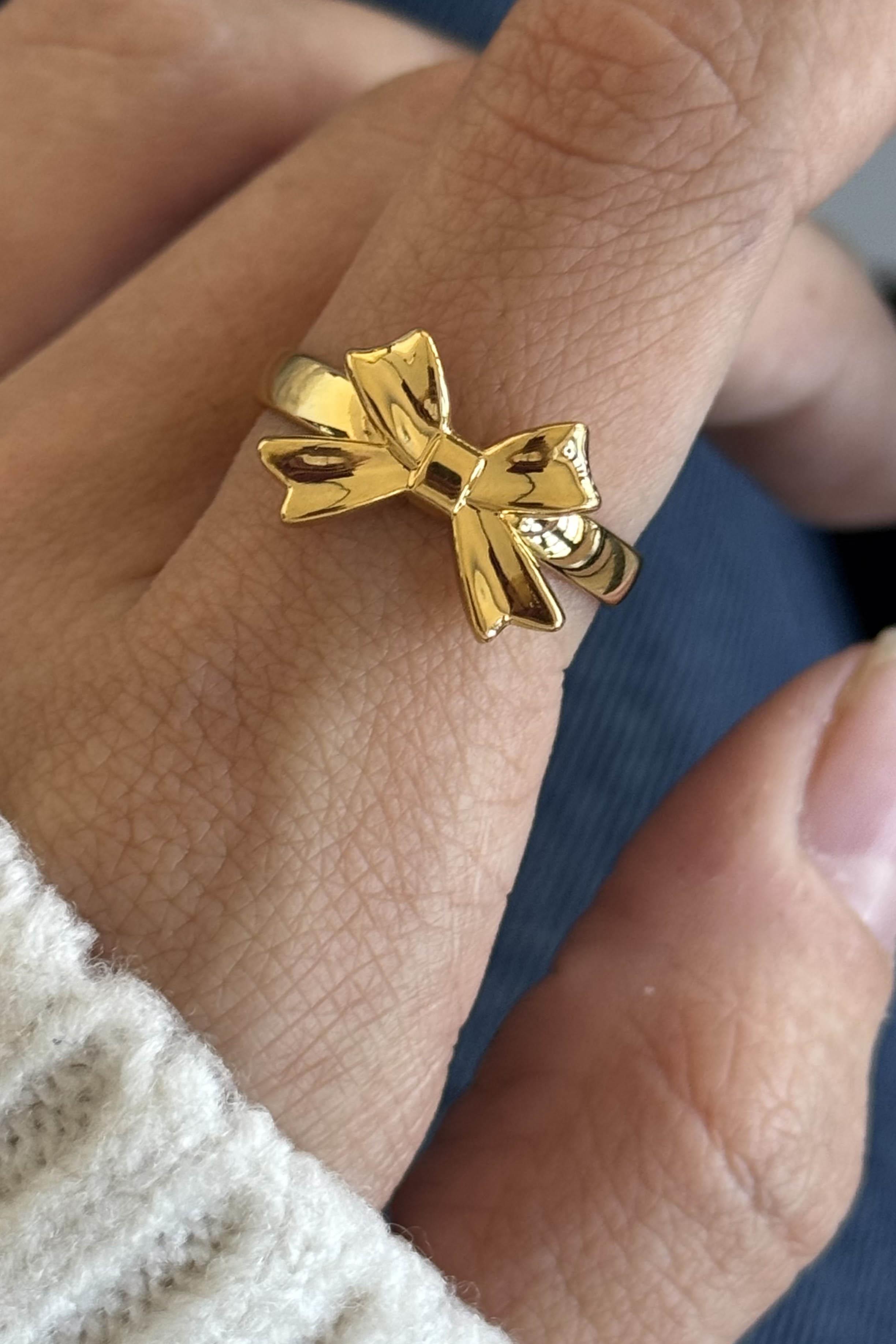 Altın Renk Kurdele Figürlü Ayarlanabilir Çelik Yüzük