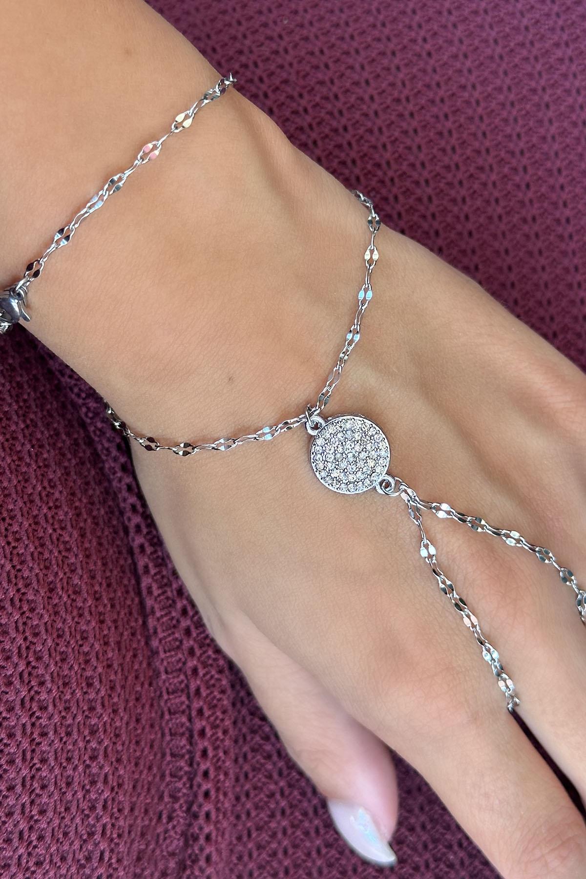 Gümüş Renk Taş Detaylı Çelik Şahmeran