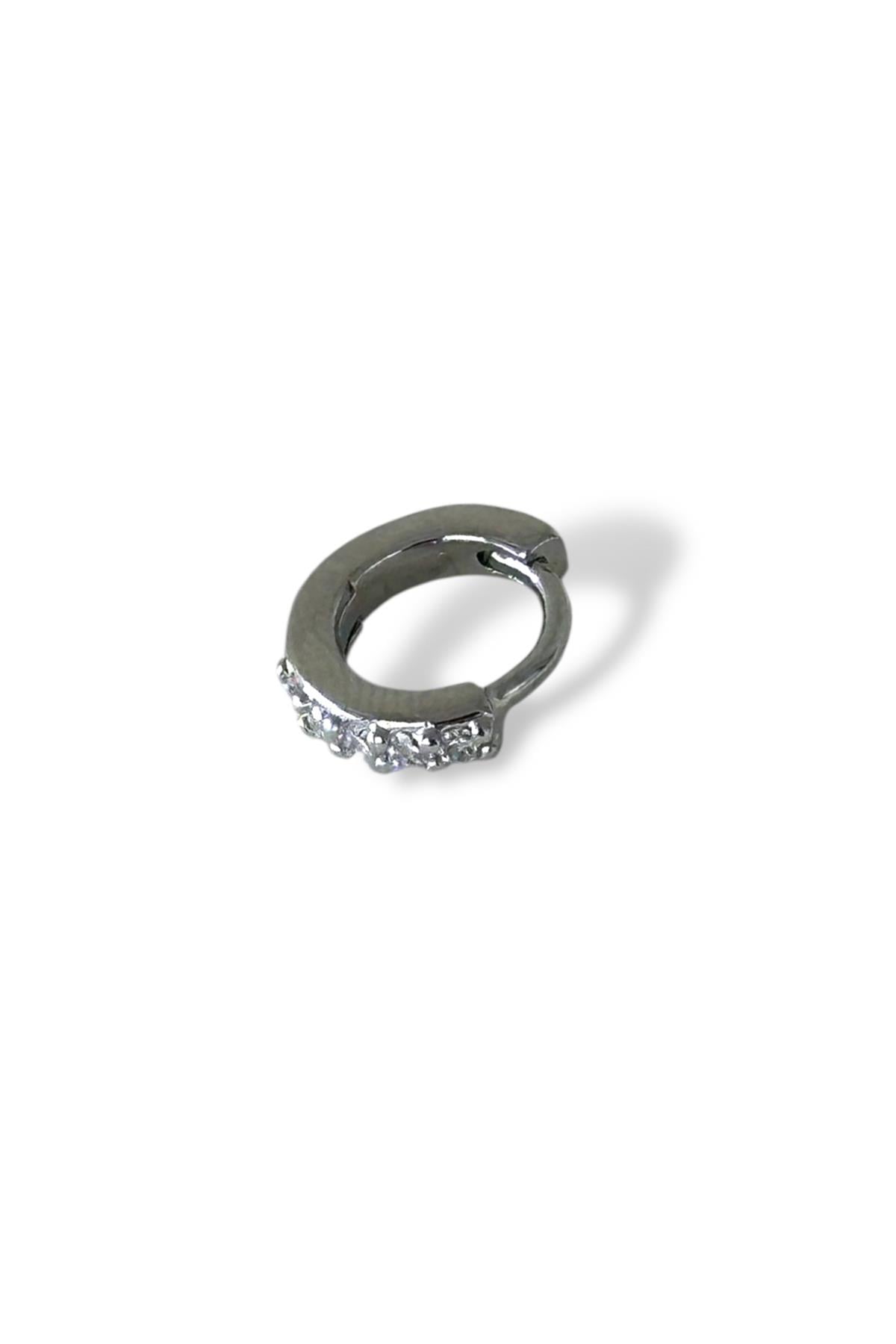 Gümüş Renk Taş Detaylı Çelik Halka Tragus/Kıkırdak Küpe/Piercing (Tek)
