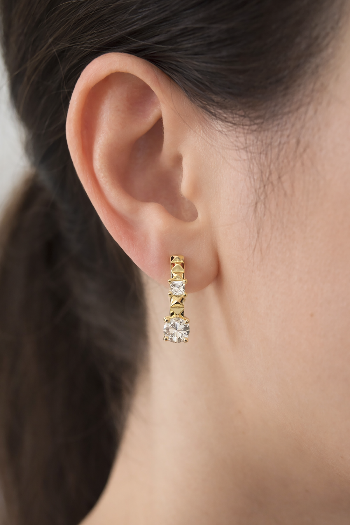 Altın Renk 14K Altın Kaplama Taş Detaylı Xuping Küpe (Çift)