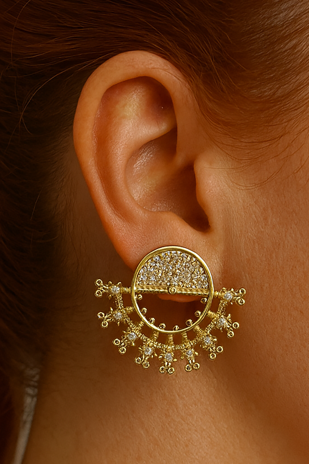 Altın Renk Taş Detaylı Küpe (Çift)