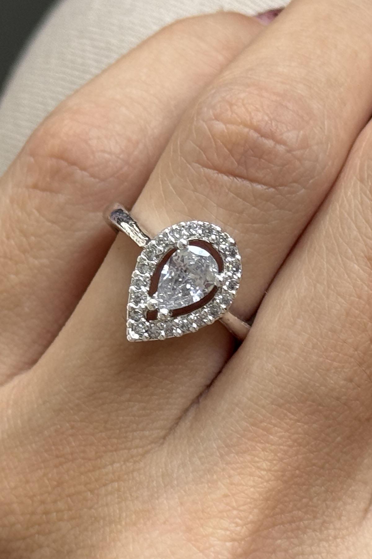 Gümüş Renk Taş Detaylı Ayarlanabilir Yüzük