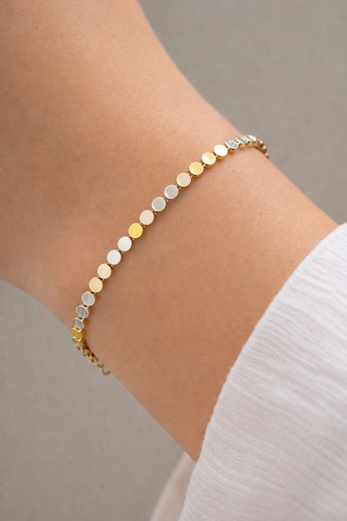 Altın ve Gümüş Renk Ezme Detaylı Çelik Xupıng VİP Bileklik