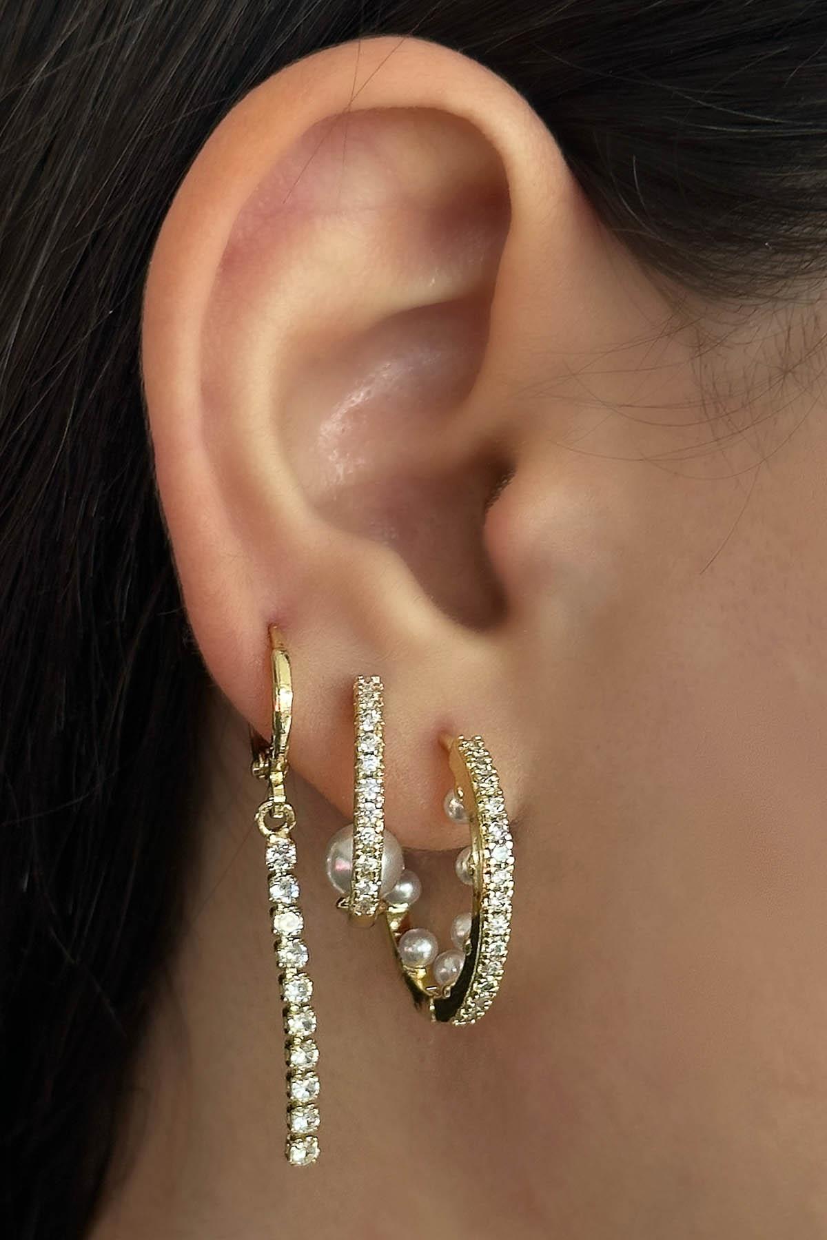 Altın Renk İnci Detaylı 3'lü YSX Küpe Set