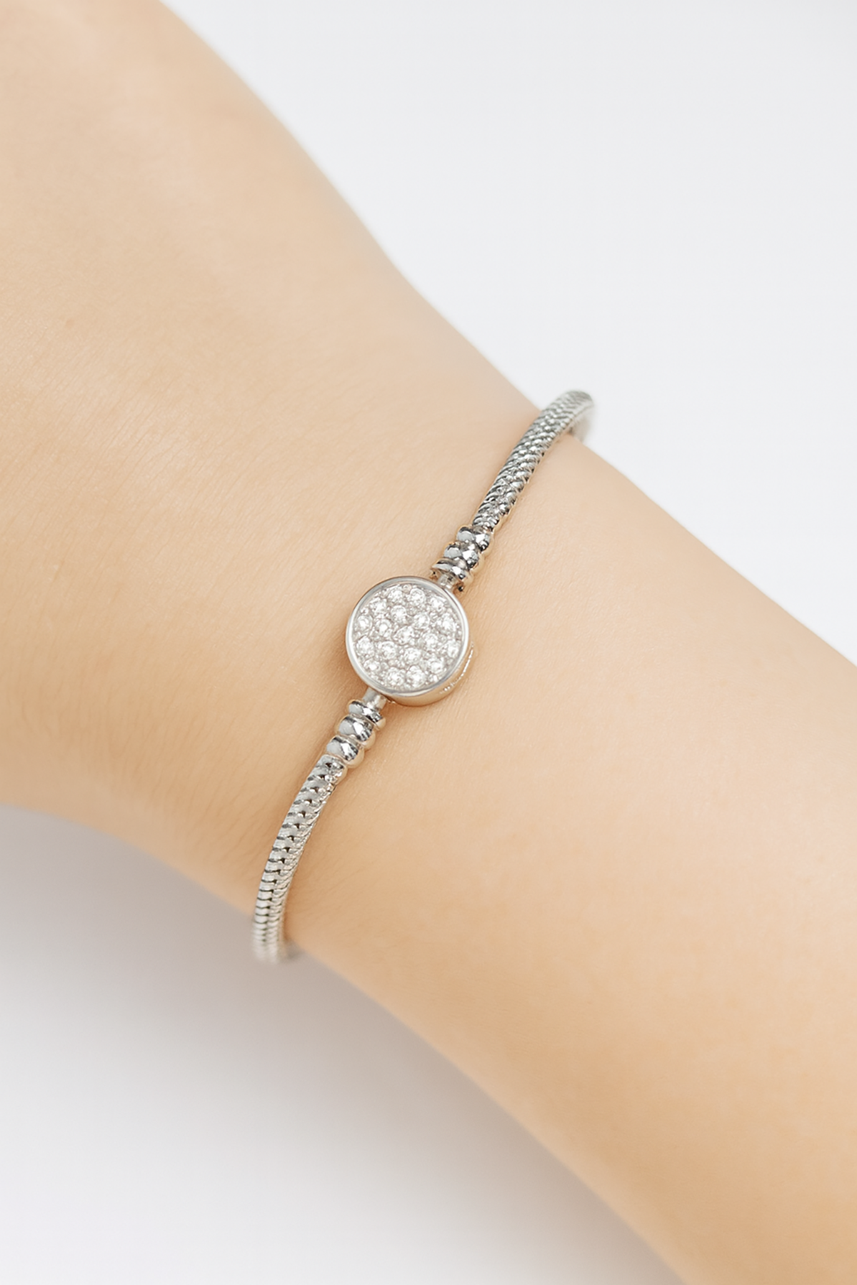 Gümüş Renk Taş Detaylı Bileklik
