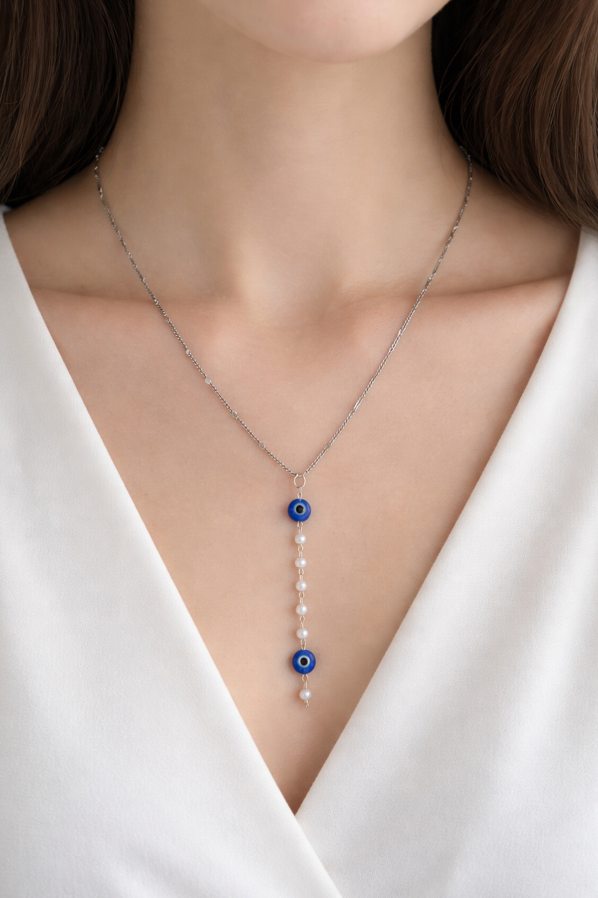 Gümüş Renk İnci Detaylı Çelik Kolye