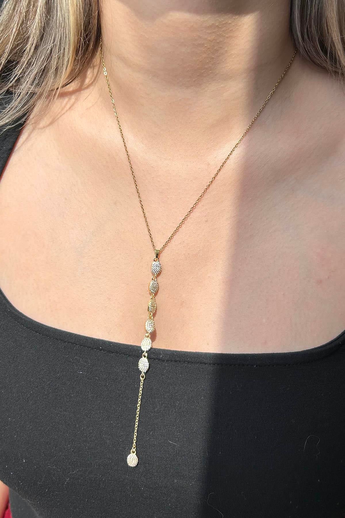 Altın Renk Taş Detaylı Çelik Y Kolye