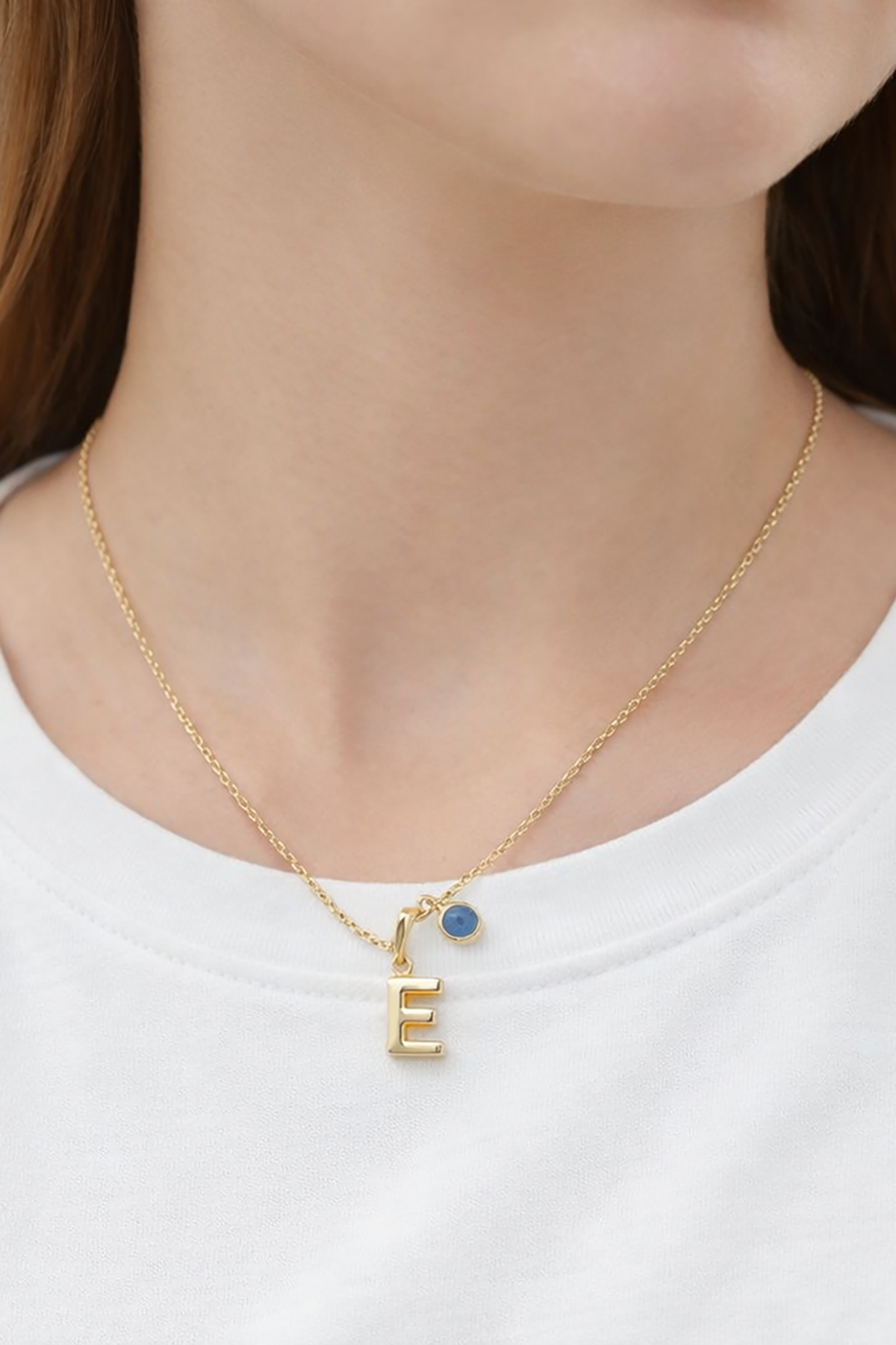 Altın Renk E Harfli Nazar Boncuk Detaylı Çelik Kolye