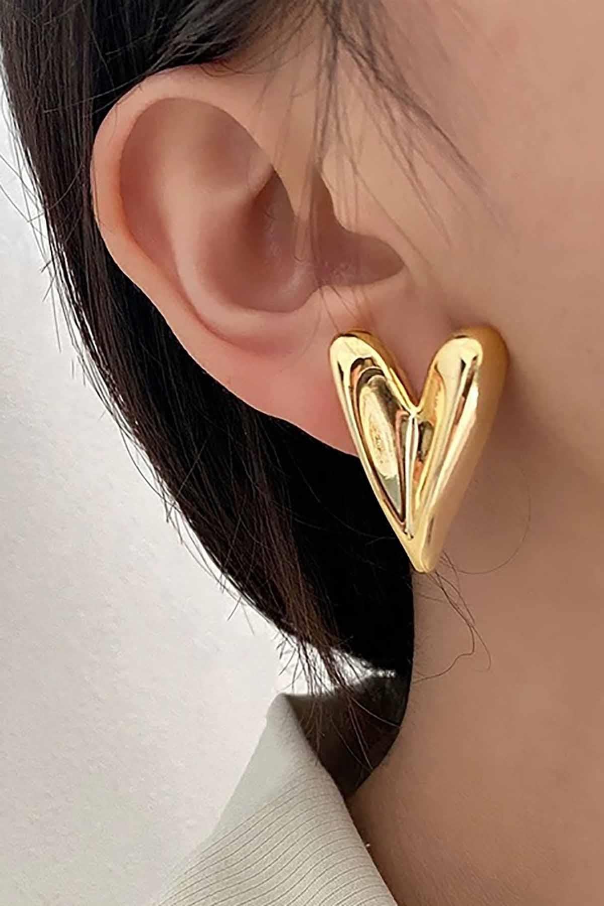 Altın Renk Kalp Figürlü Çelik Küpe (Çift)