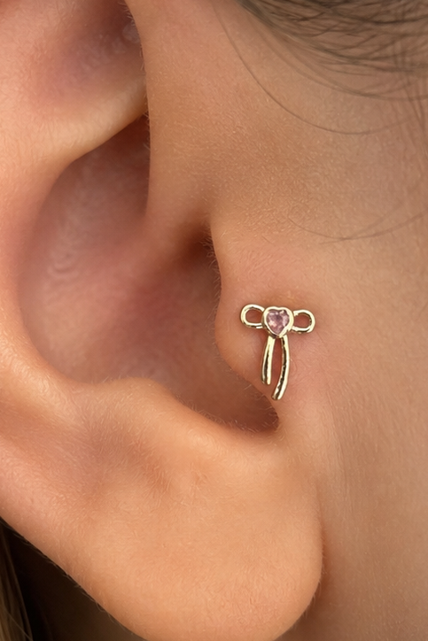 Gümüş Renk Fiyonk Figürlü Taşlı Cerrahi Çelik Tragus/Kıkırdak Küpe/Piercing (Tek)