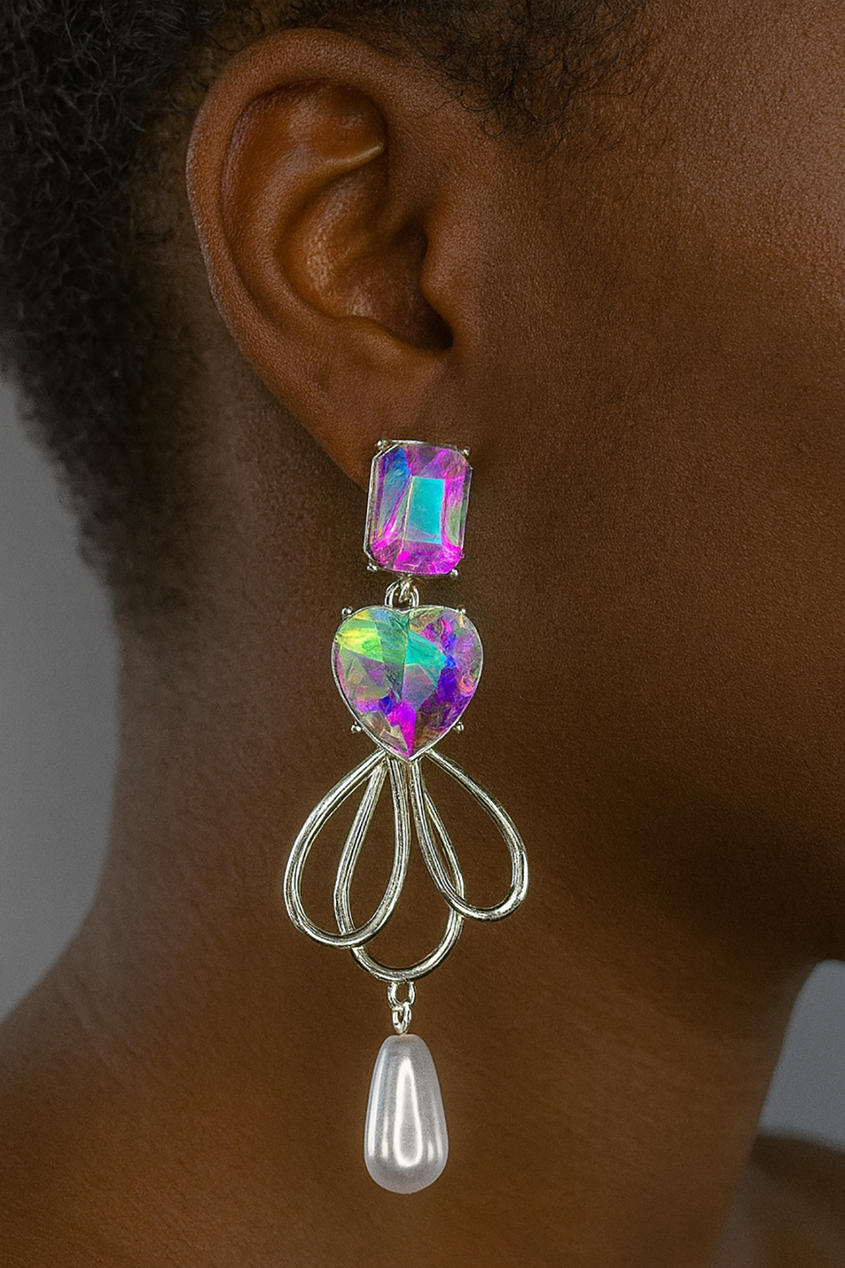 Gümüş Renk Taş Ve İnci Detaylı Tasarım Küpe (Çift)