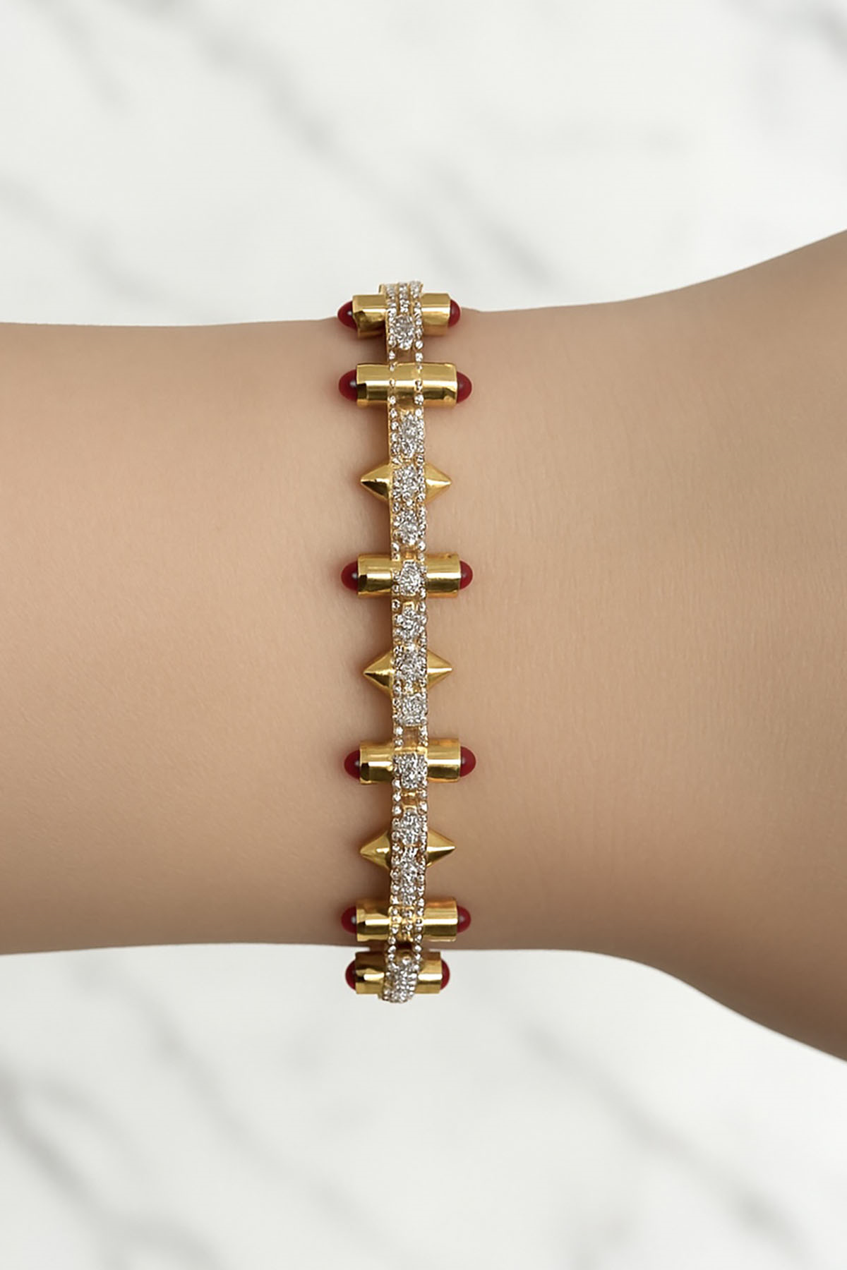 Altın Renk Taş Detaylı VİP YSX Bileklik