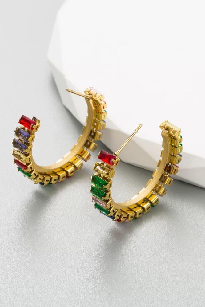 Altın Renk Taş Detaylı Çelik Küpe (Çift)