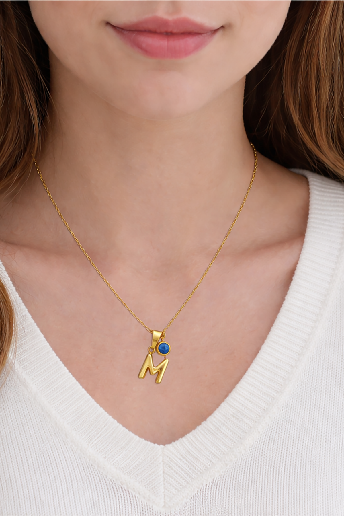 Altın Renk M Harfli Nazar Boncuk Detaylı Çelik Kolye