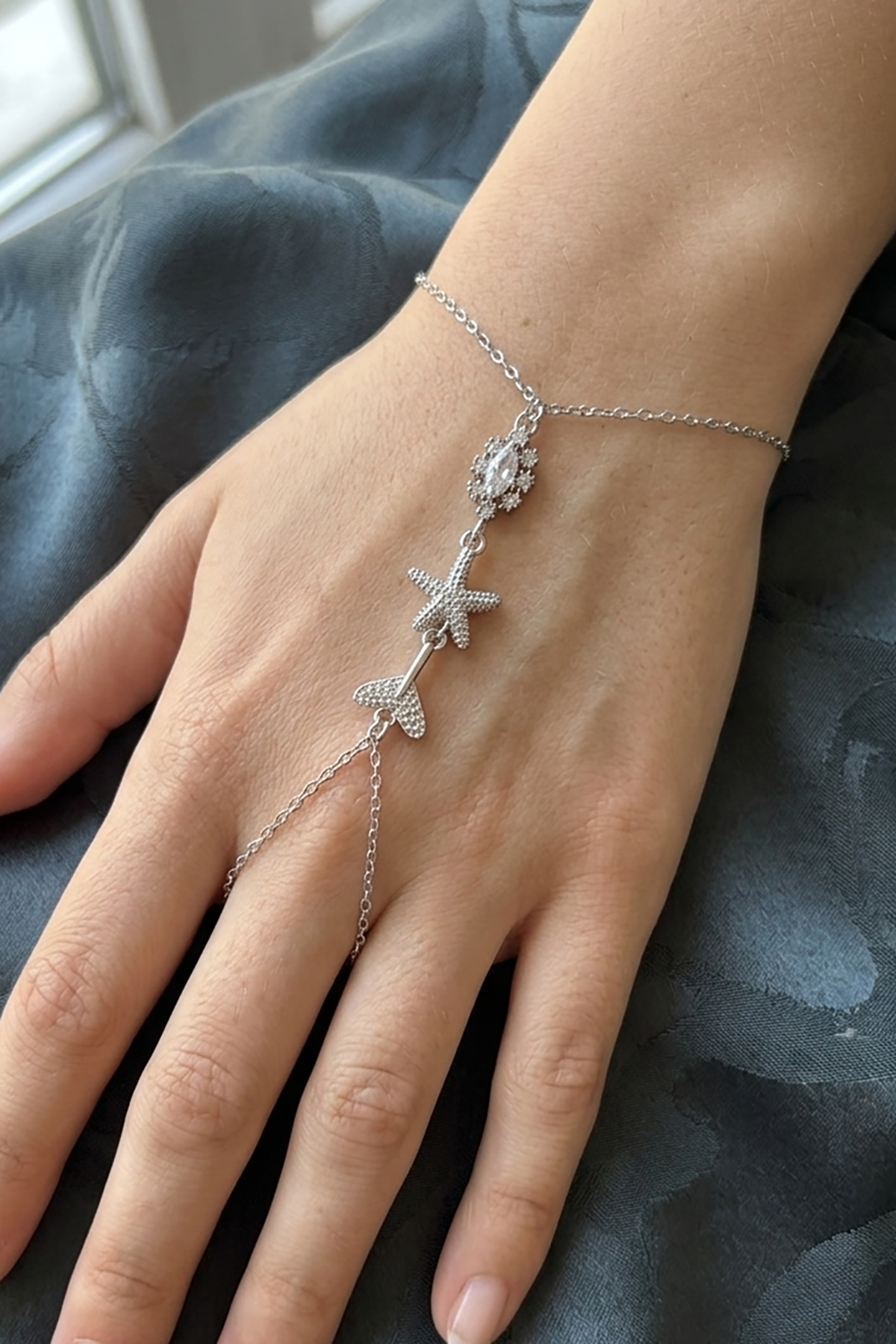 Gümüş Renk Karışık Figürlü Çelik Şahmeran