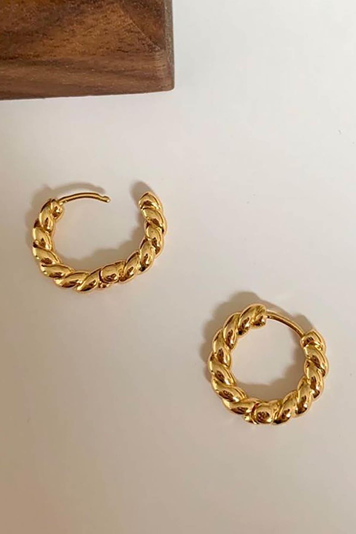 Altın Renk Burgu Detaylı Halka Küpe (Çift)
