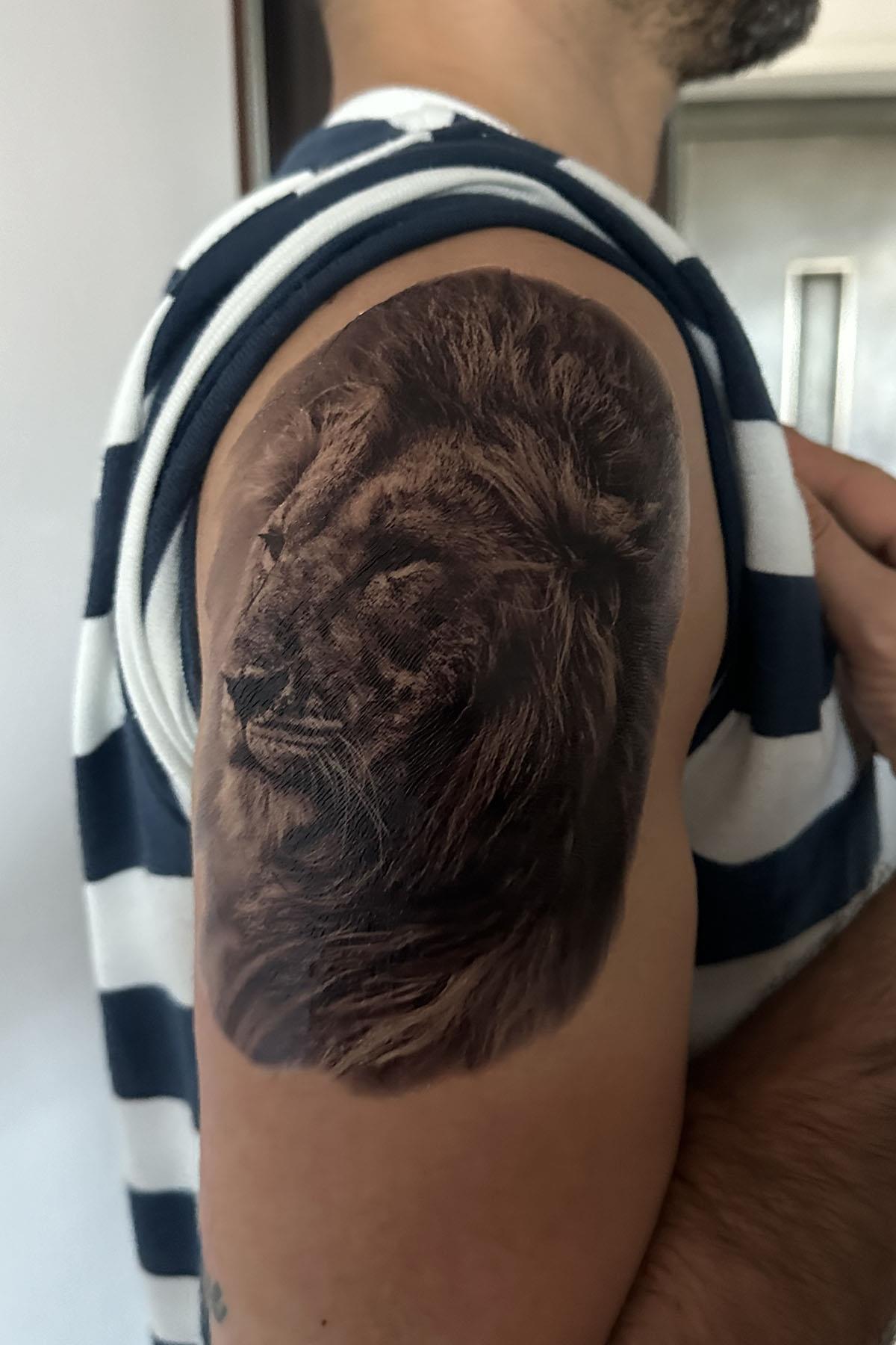 Geçici Aslan Figürlü Dövme Tattoo